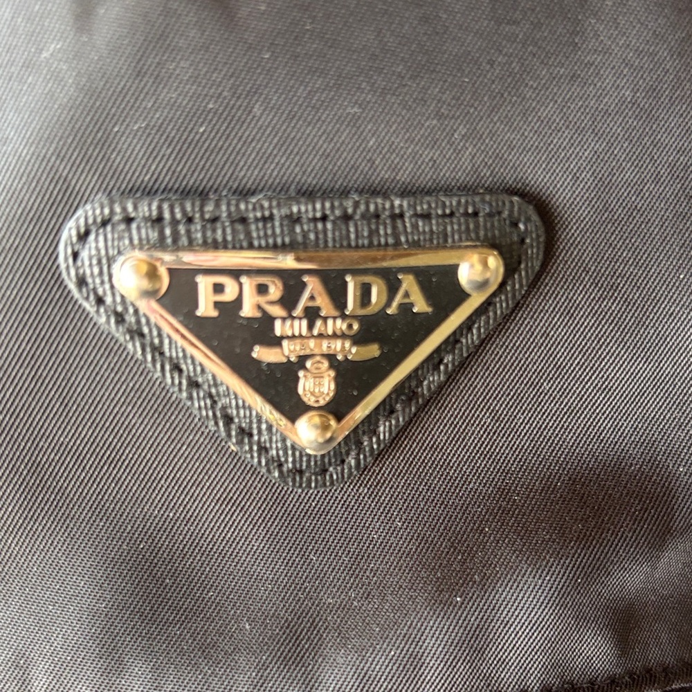 Prada Classic Black Bucket Hat - Picture 5 of 5